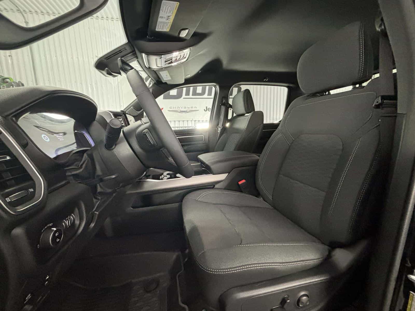 Image 6 RAM 1500 Big Horn 2025