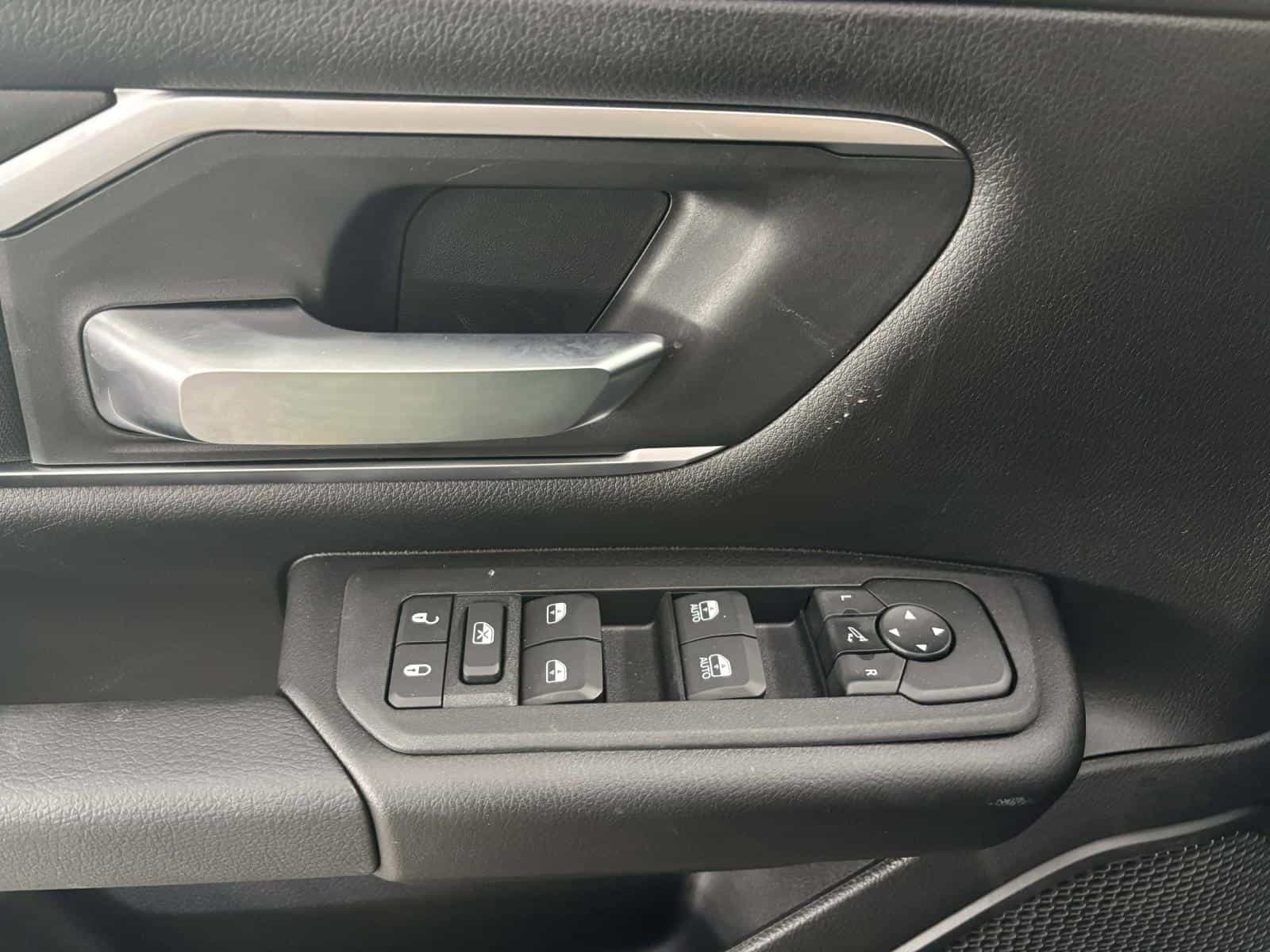 Image 14 RAM 1500 Big Horn 2025