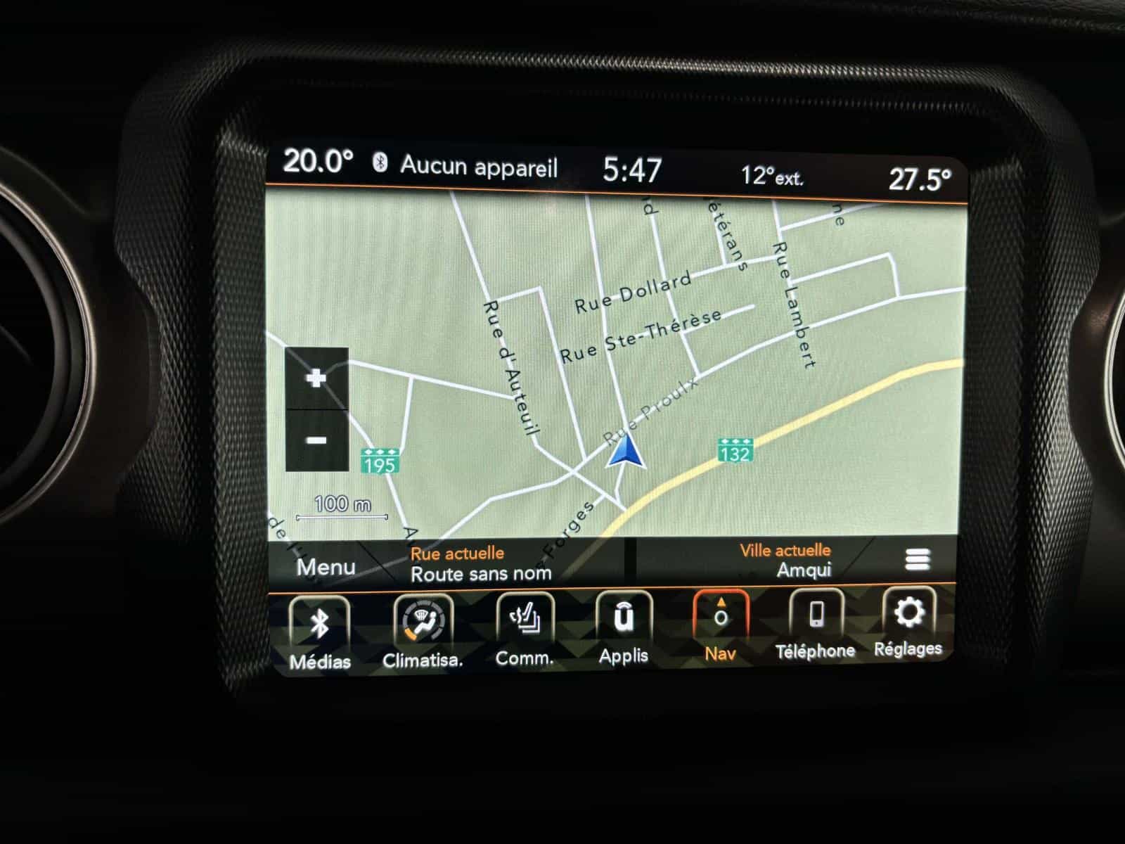 2022 Jeep Gladiator Willy's - Image 13