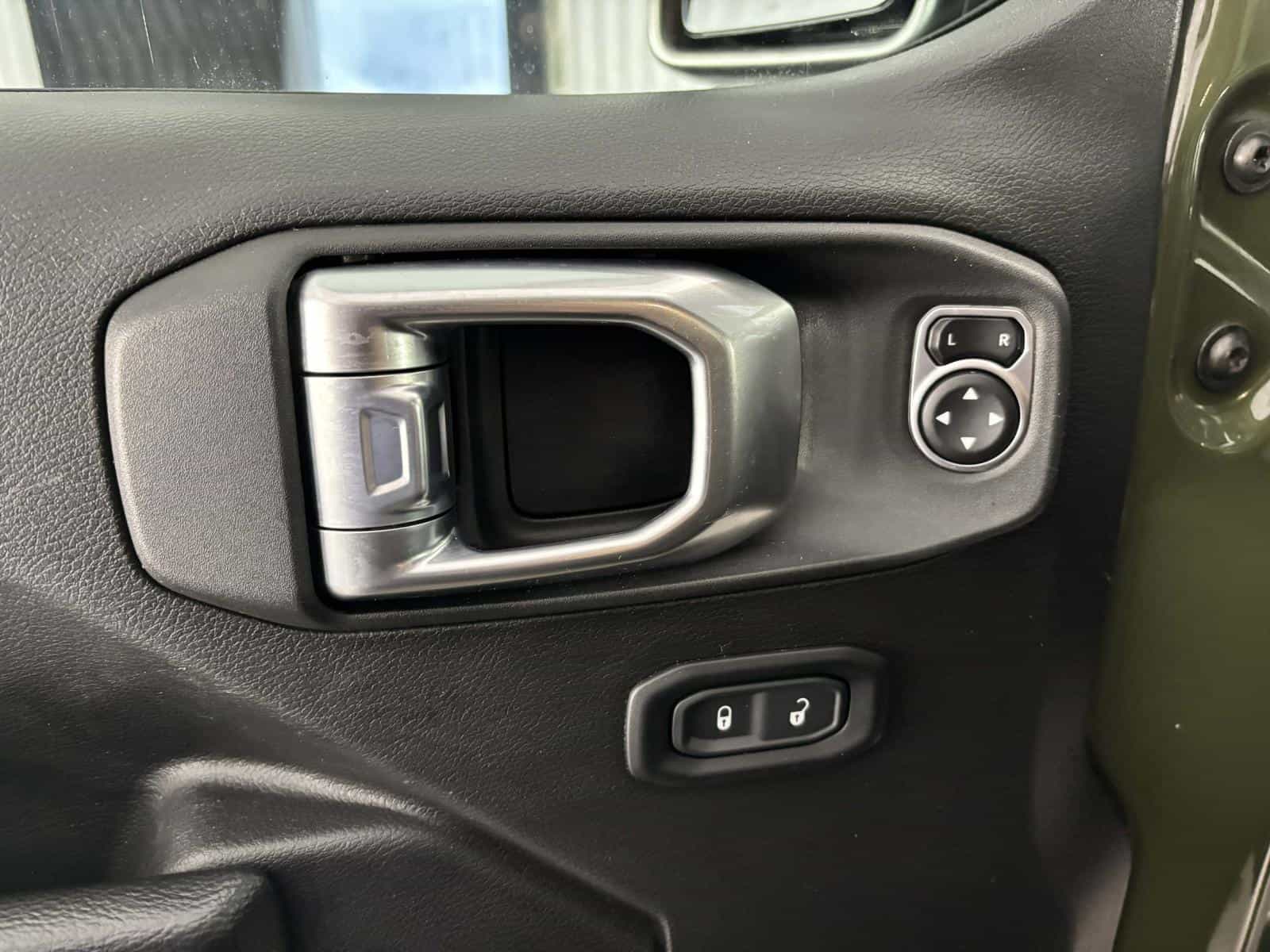 Image 15 Jeep Gladiator Willy's 2022