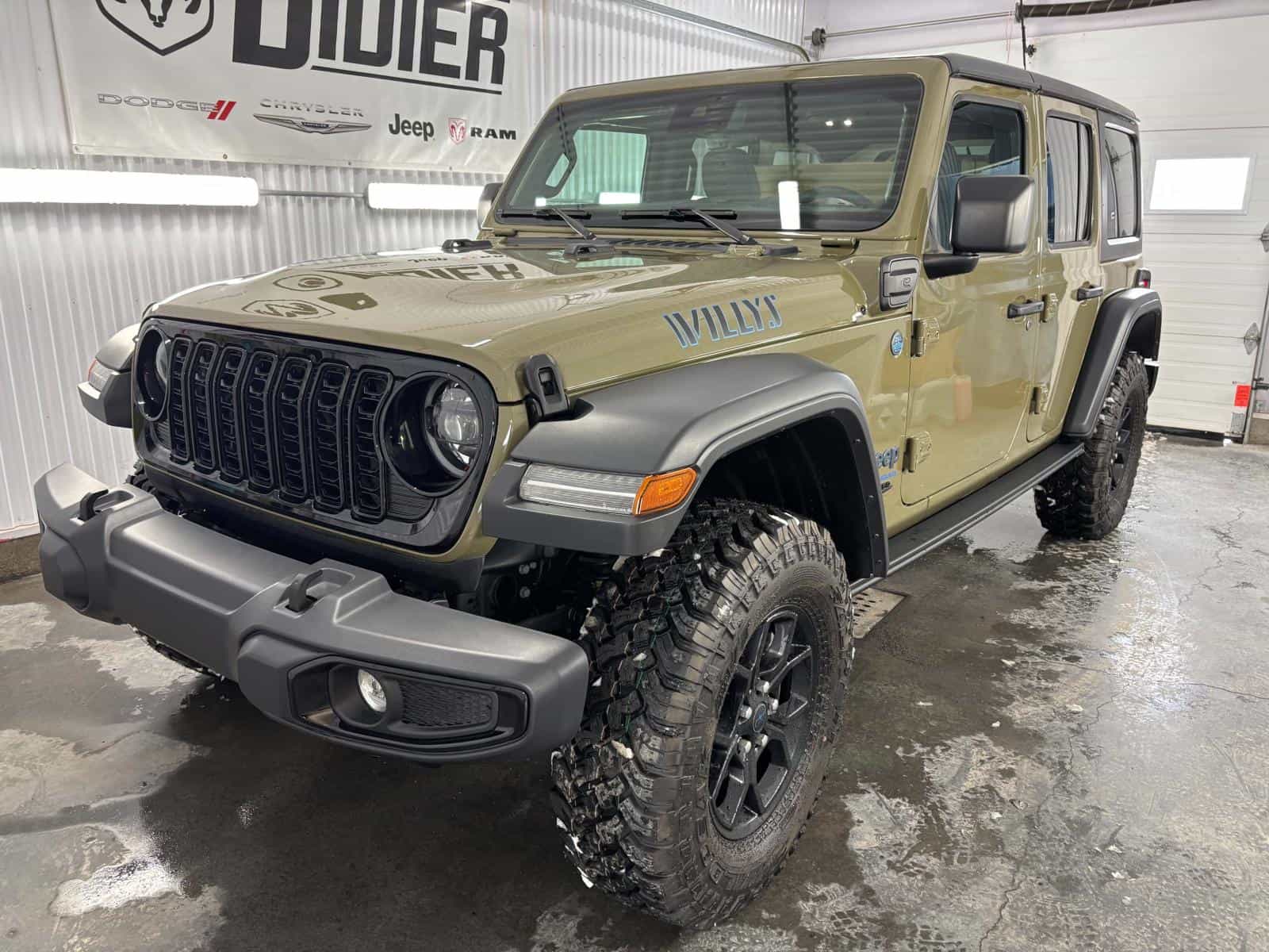 2025 Jeep Wrangler 4XE 4xe Willys - Image 1