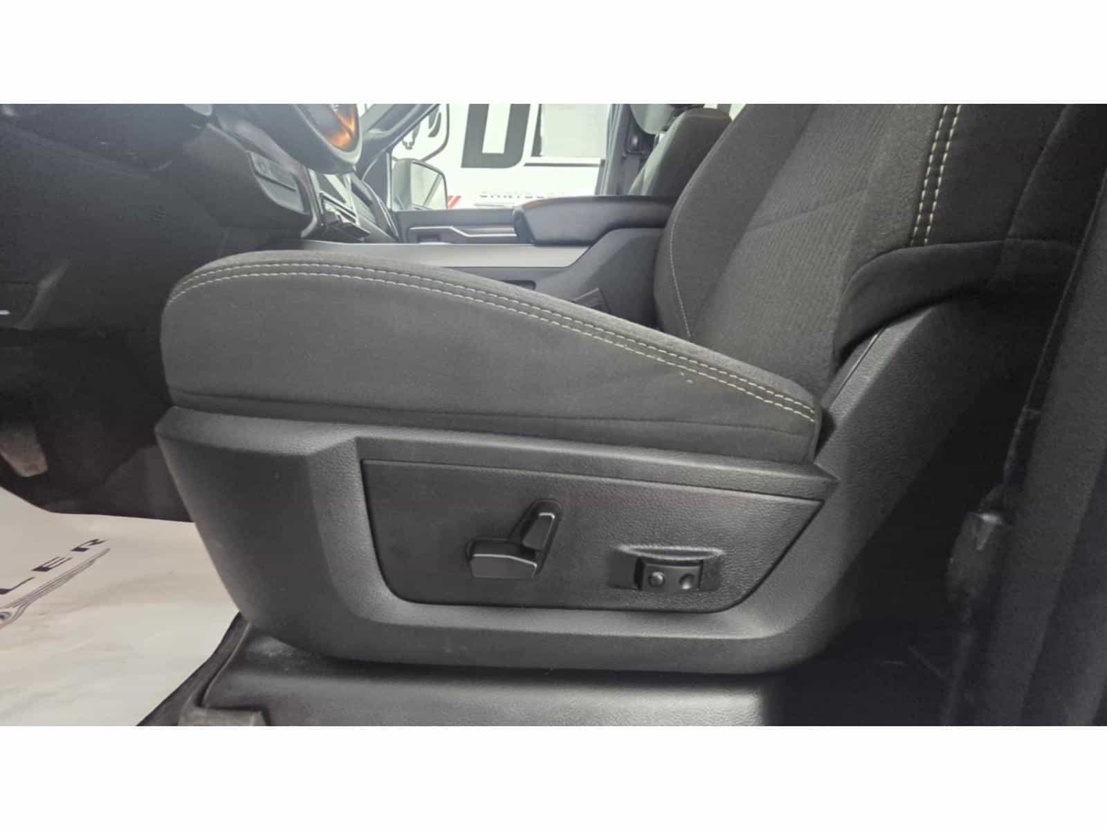 Image 14 RAM 2500 Big Horn 2024