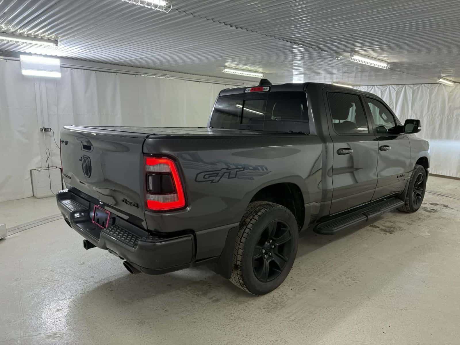 2022 RAM 1500 Sport - Image 5