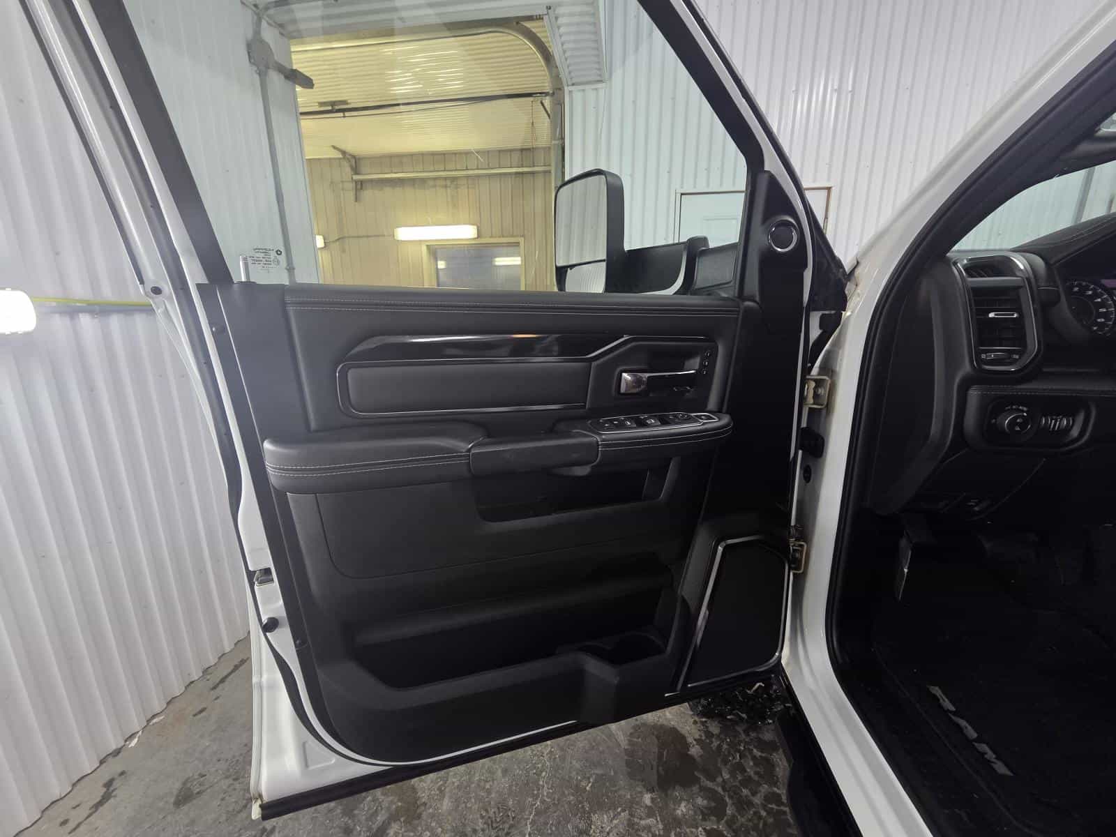 2022 RAM 2500 Powerwagon - Image 8