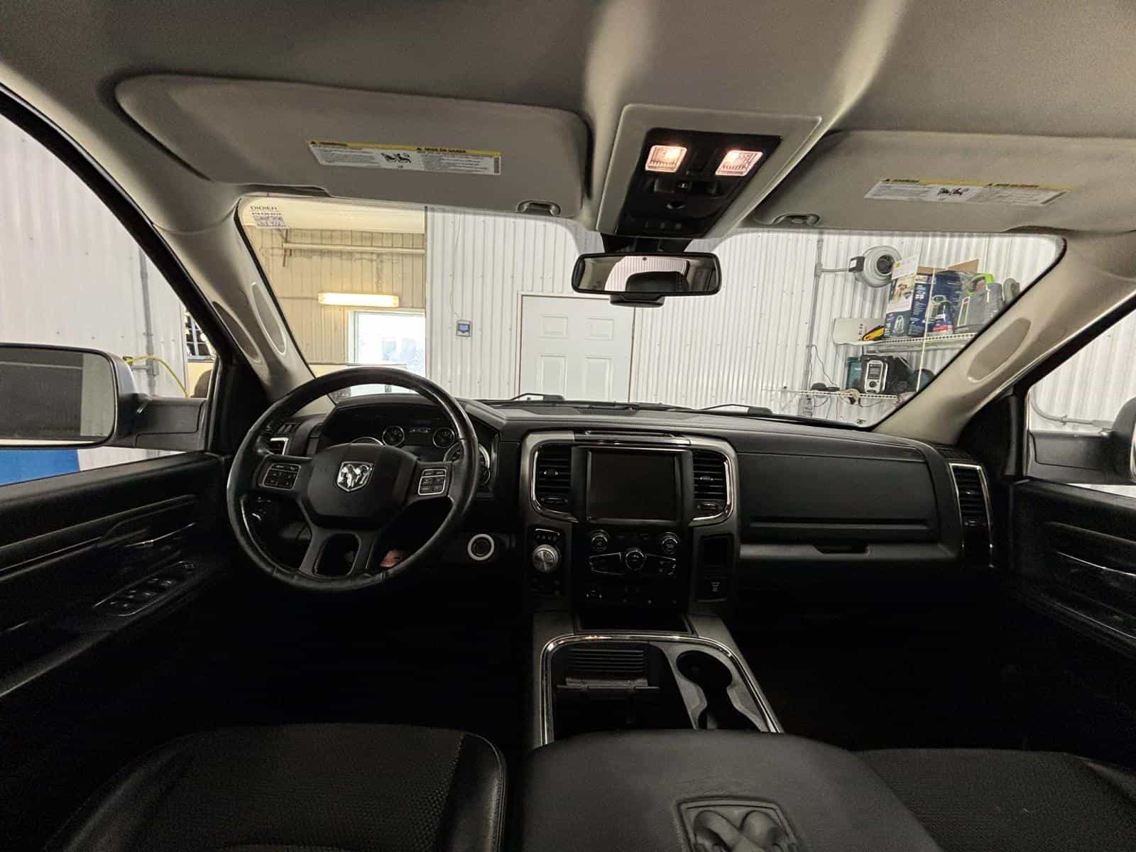 2017 RAM 1500 Sport - Image 7