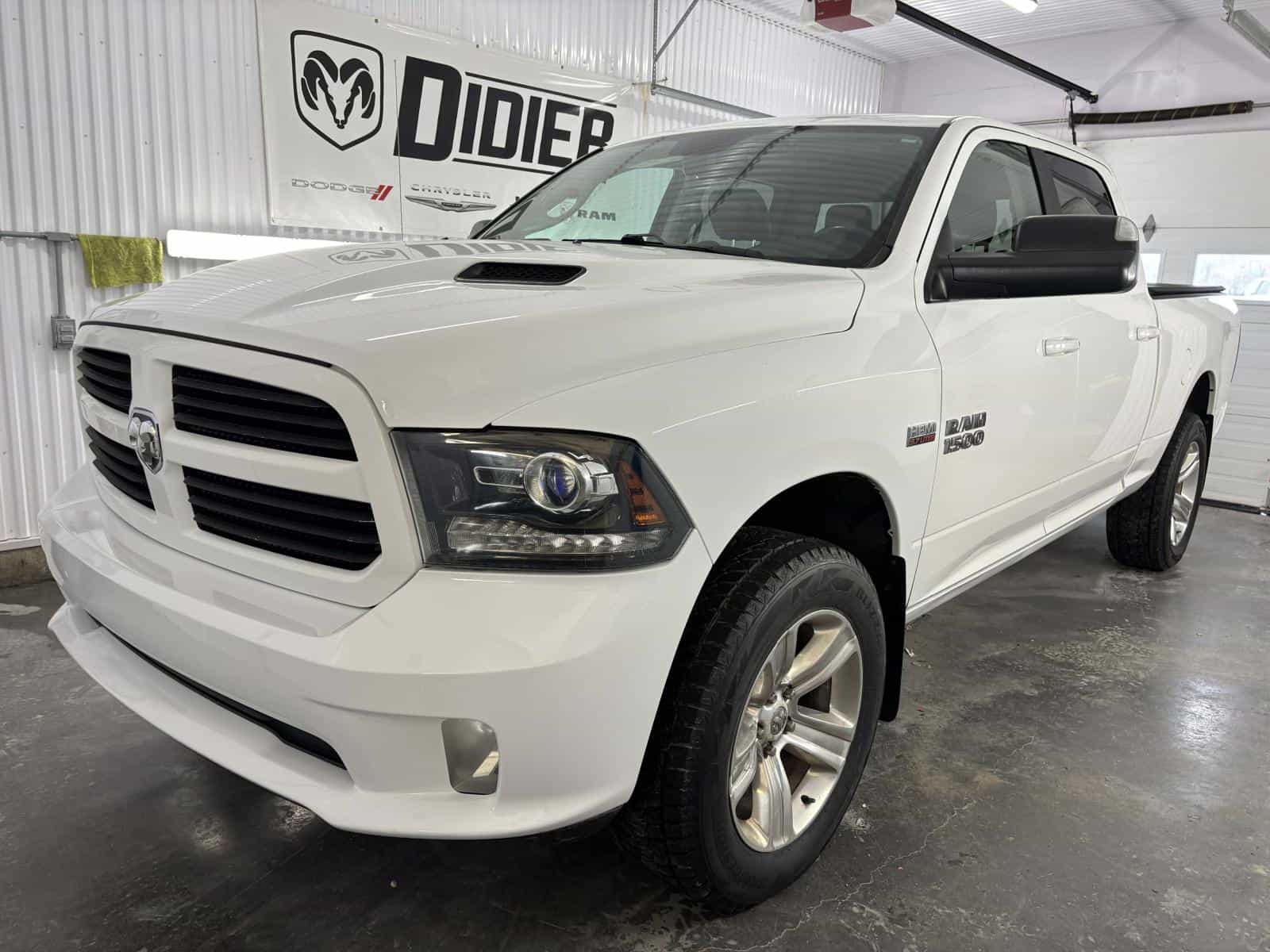 2017 RAM 1500 Sport - Image 1