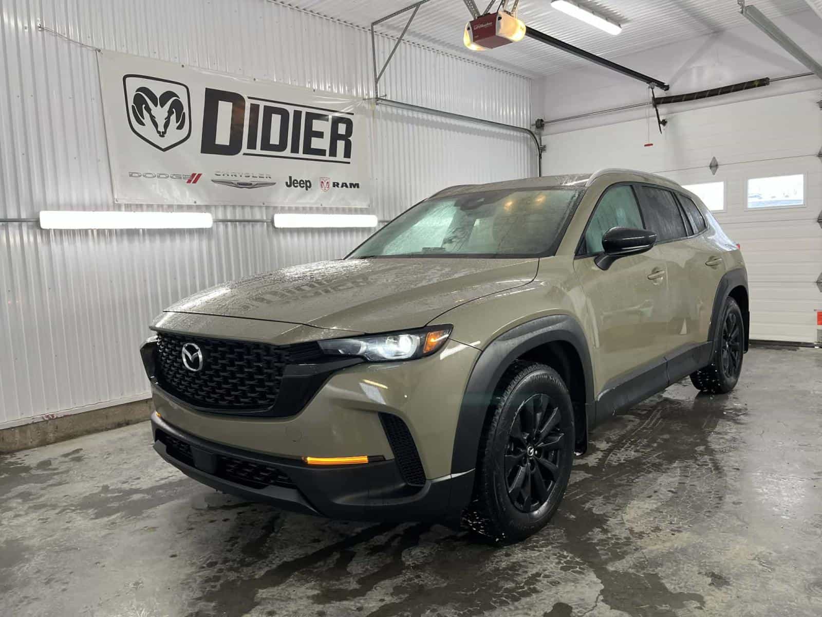 2023 Mazda CX-50 GS-L - Image 1