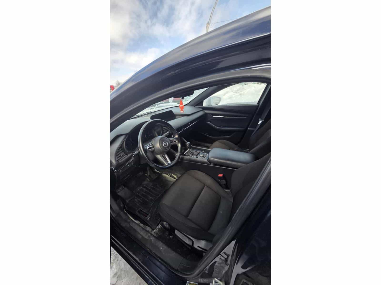 2019 Mazda 3 Sport GS - Image 6