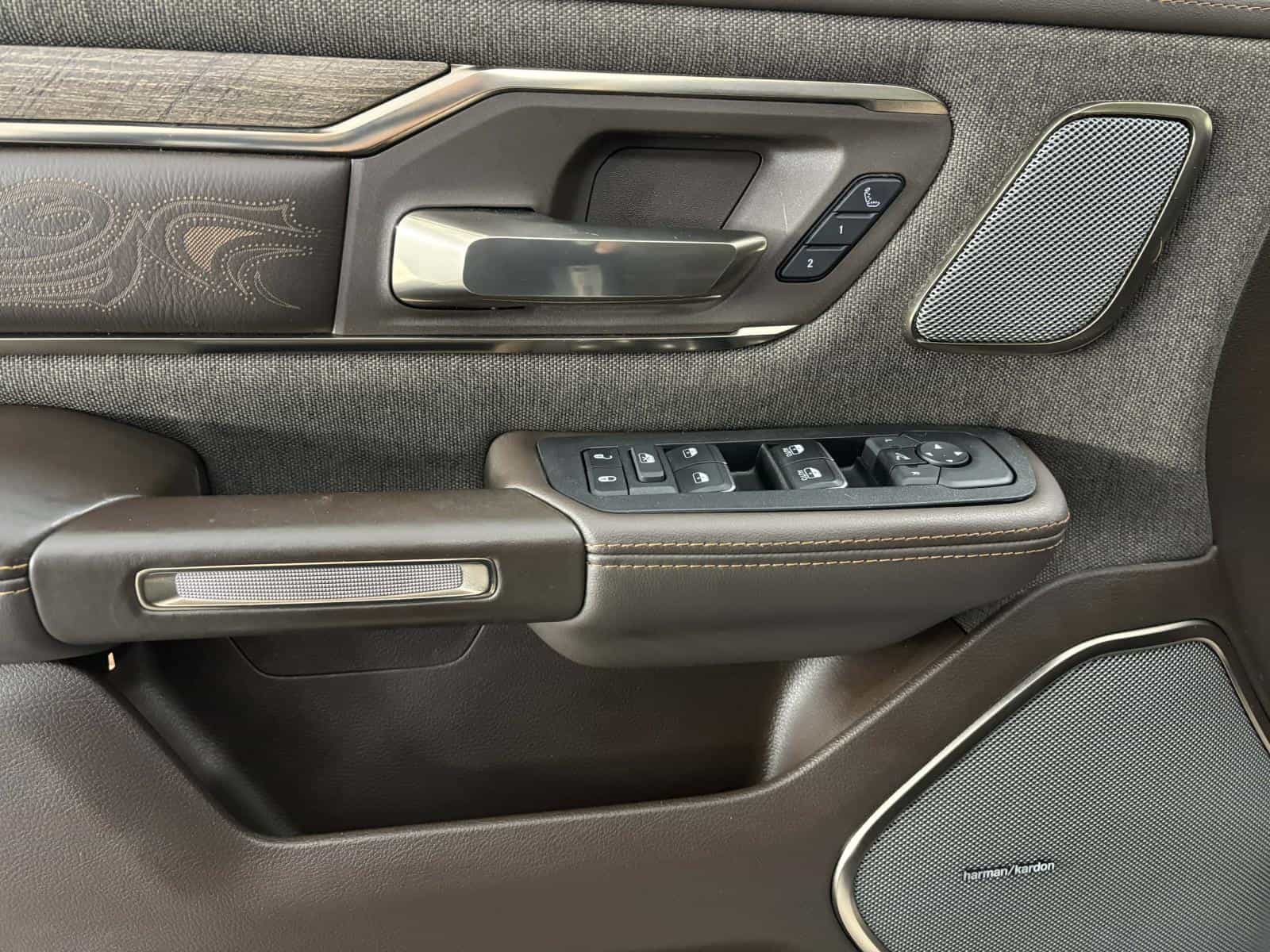 Image 6 RAM 1500 Limited Longhorn 2025