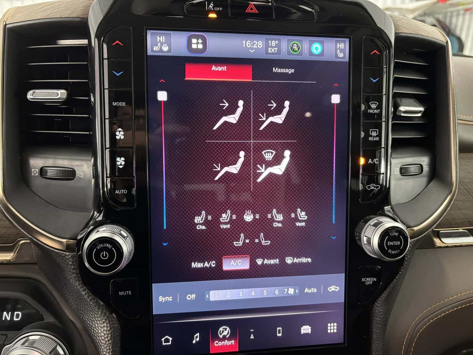 2025 RAM 1500 Limited Longhorn - Image 11