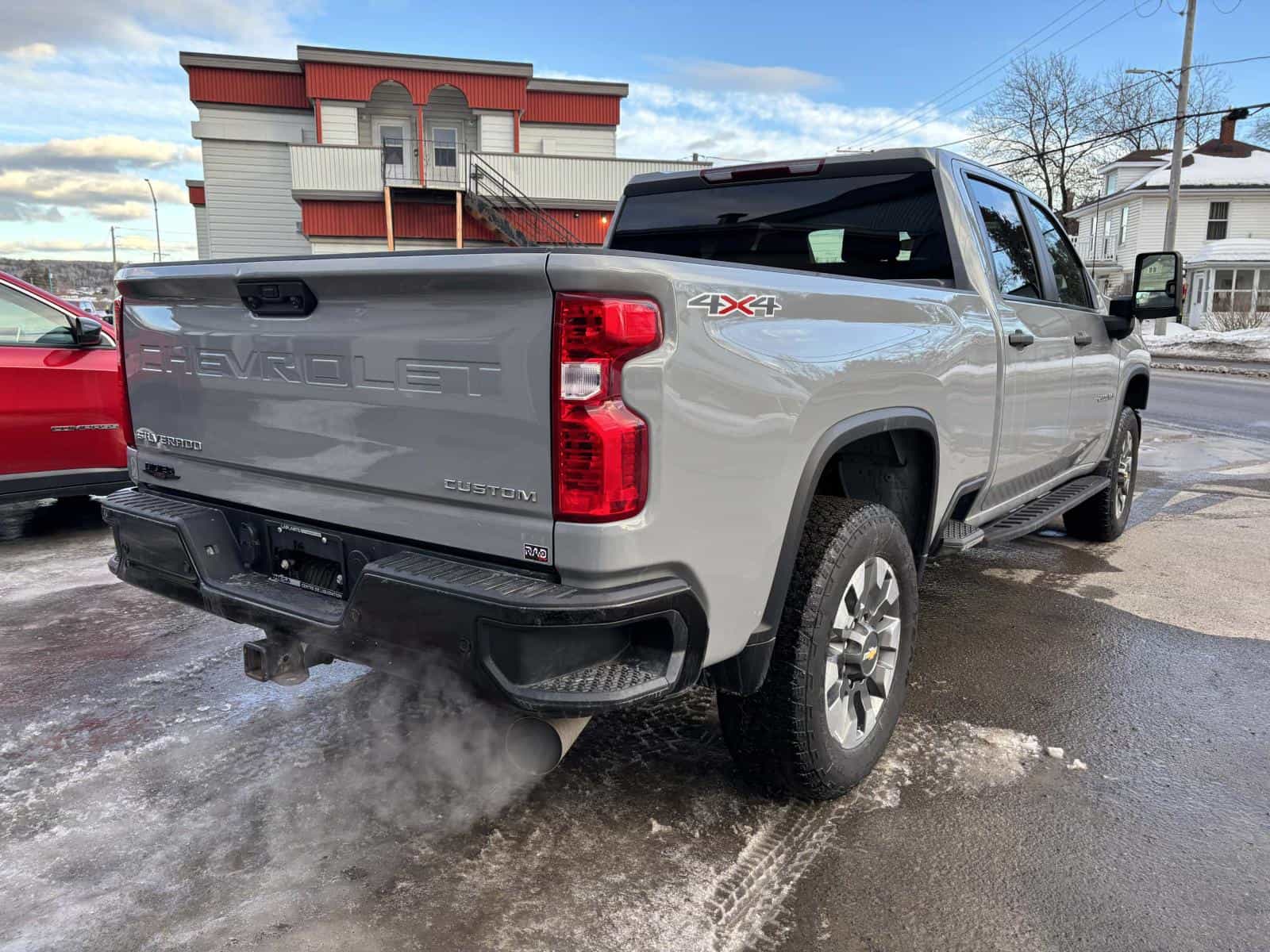 2024 Chevrolet Silverado Custom - Image 3