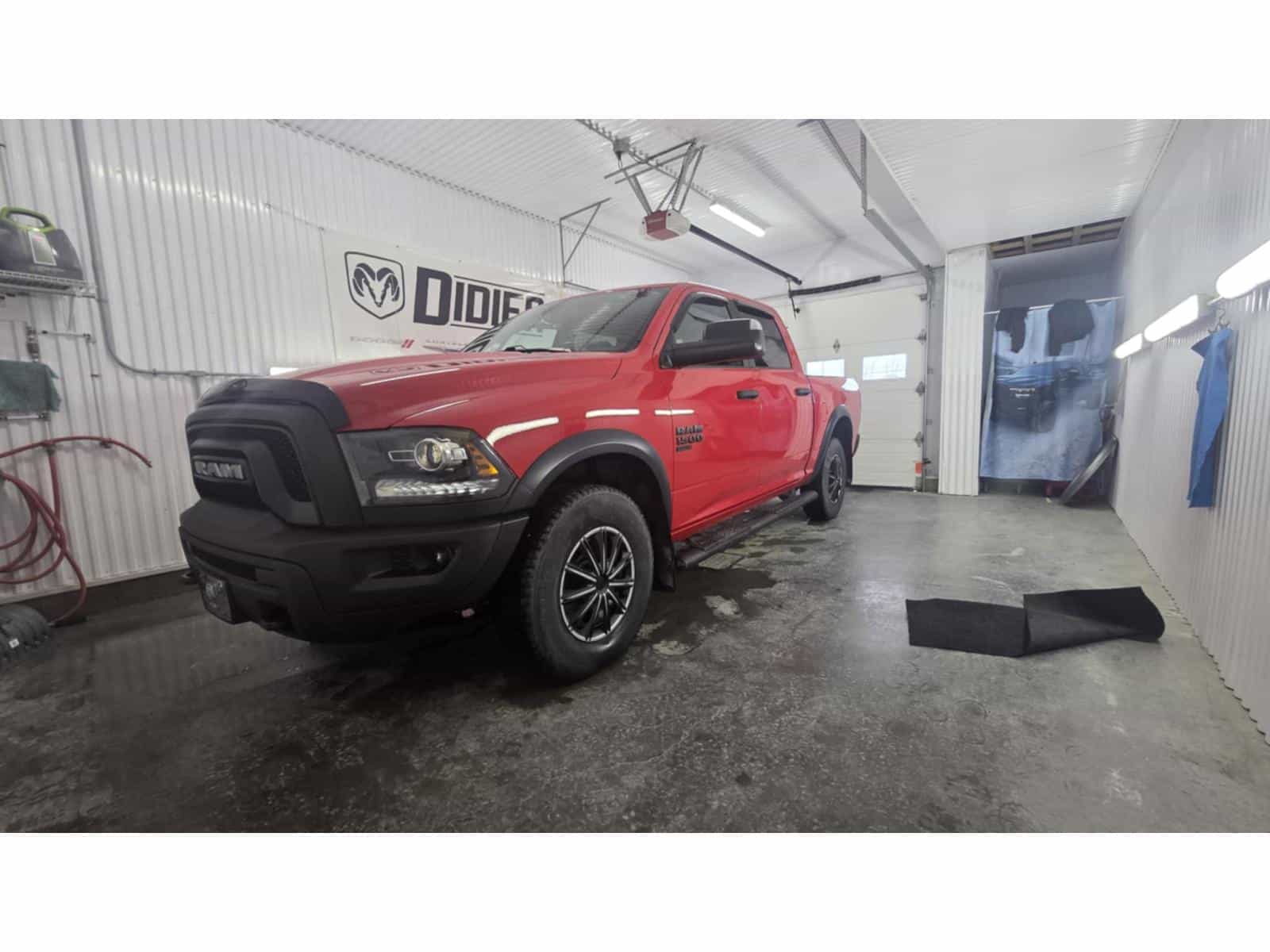 Image 1 RAM 1500 Classic Warlock 2021