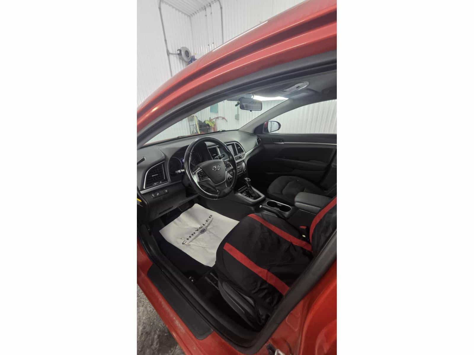 Image 6 Hyundai Elentra 2017