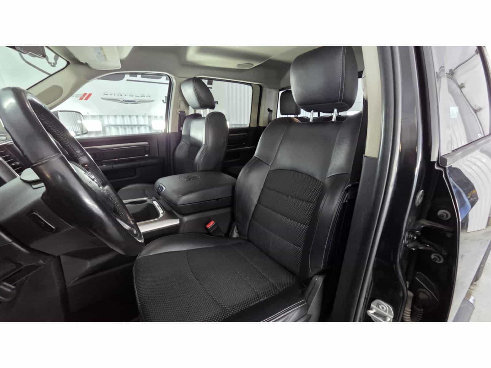 2018 RAM 1500 Sport - Image 8