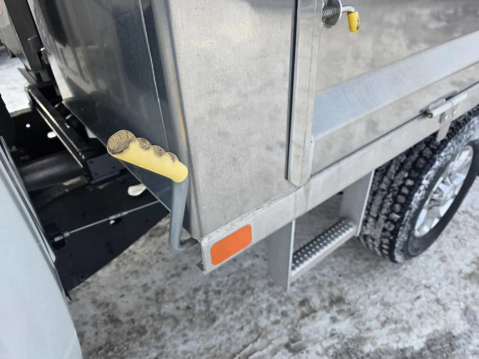 2024 RAM Chassis Cab 3500 Tradesman - Image 10