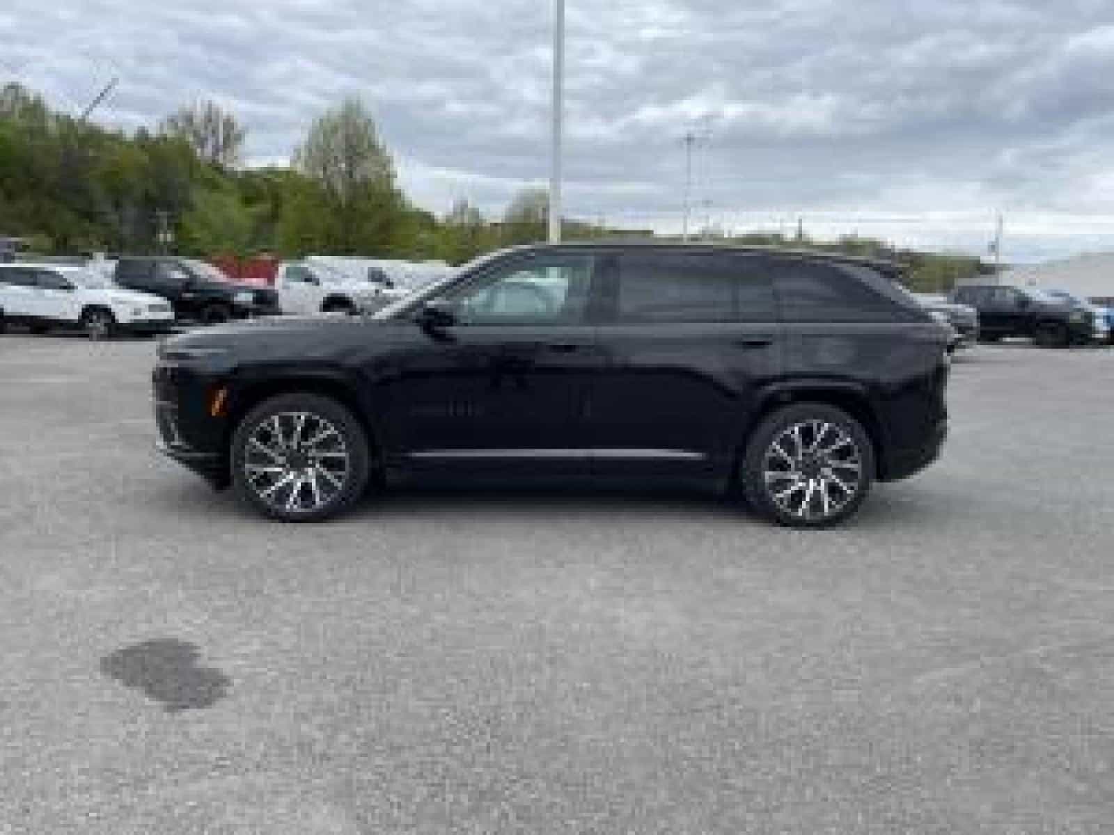 2025 Jeep Wagoneer S Code d Ensemble clair 25S Limited - Image 2