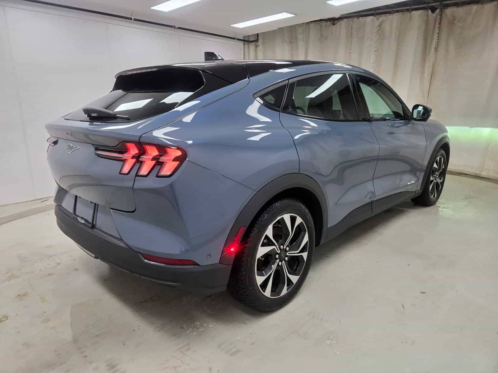 2024 Ford MUSTANG MACH-E SELECT Select - Image 4