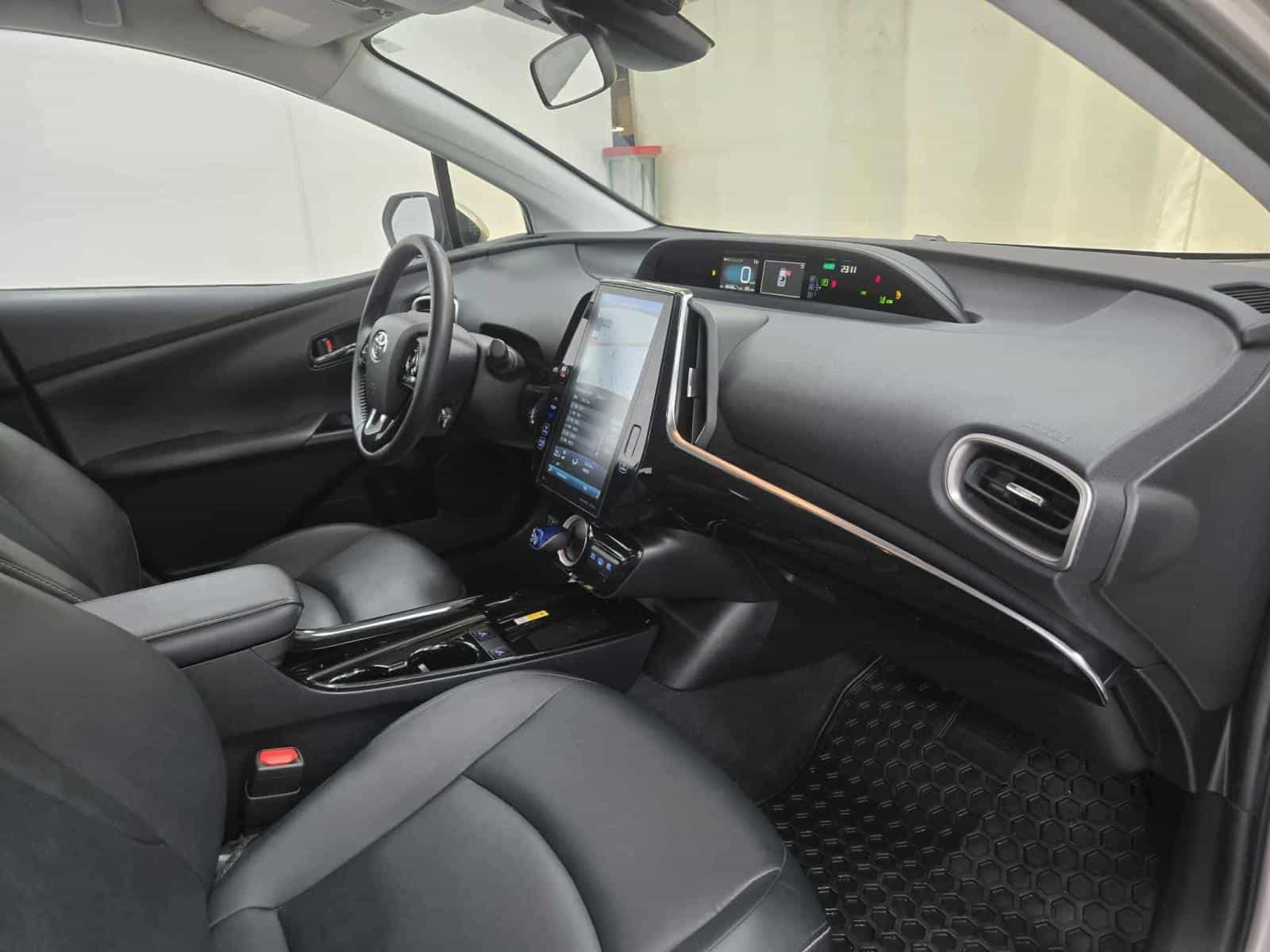 2021 Toyota Prius Prime Le/Xle/Limite Upgrade - Image 12