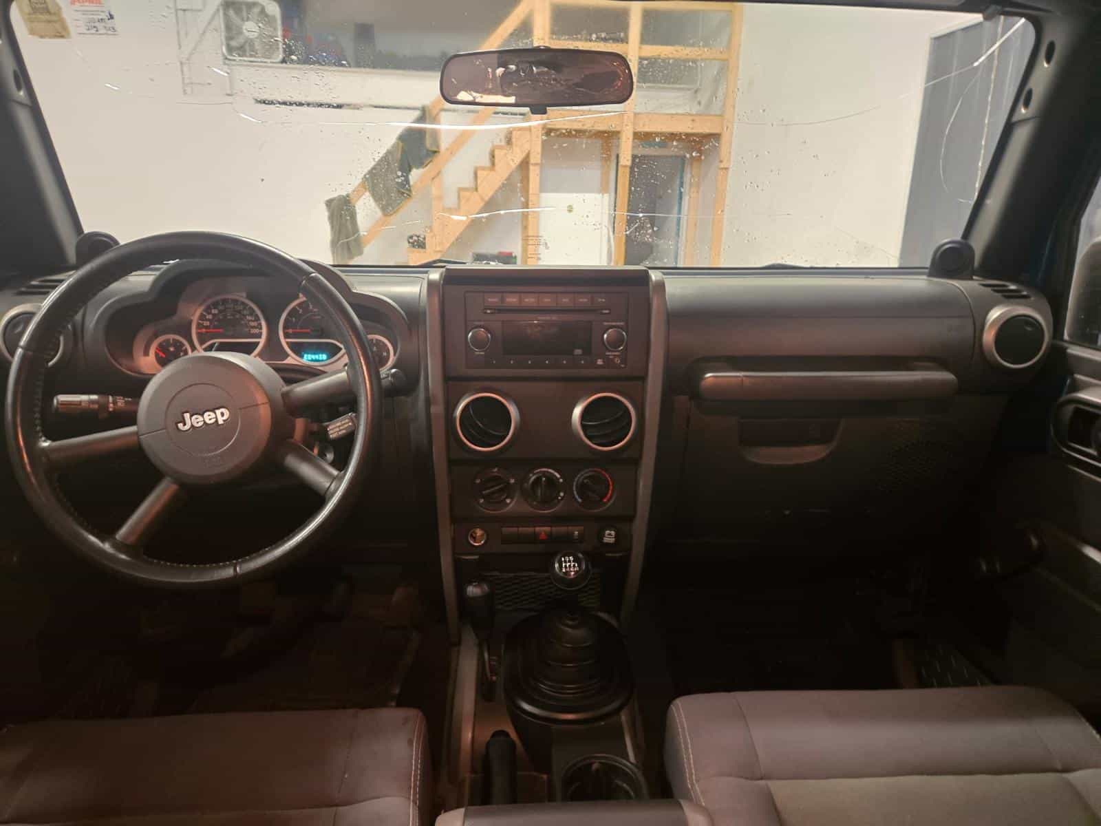 2010 Jeep Wrangler Unlimited Sport - Image 11