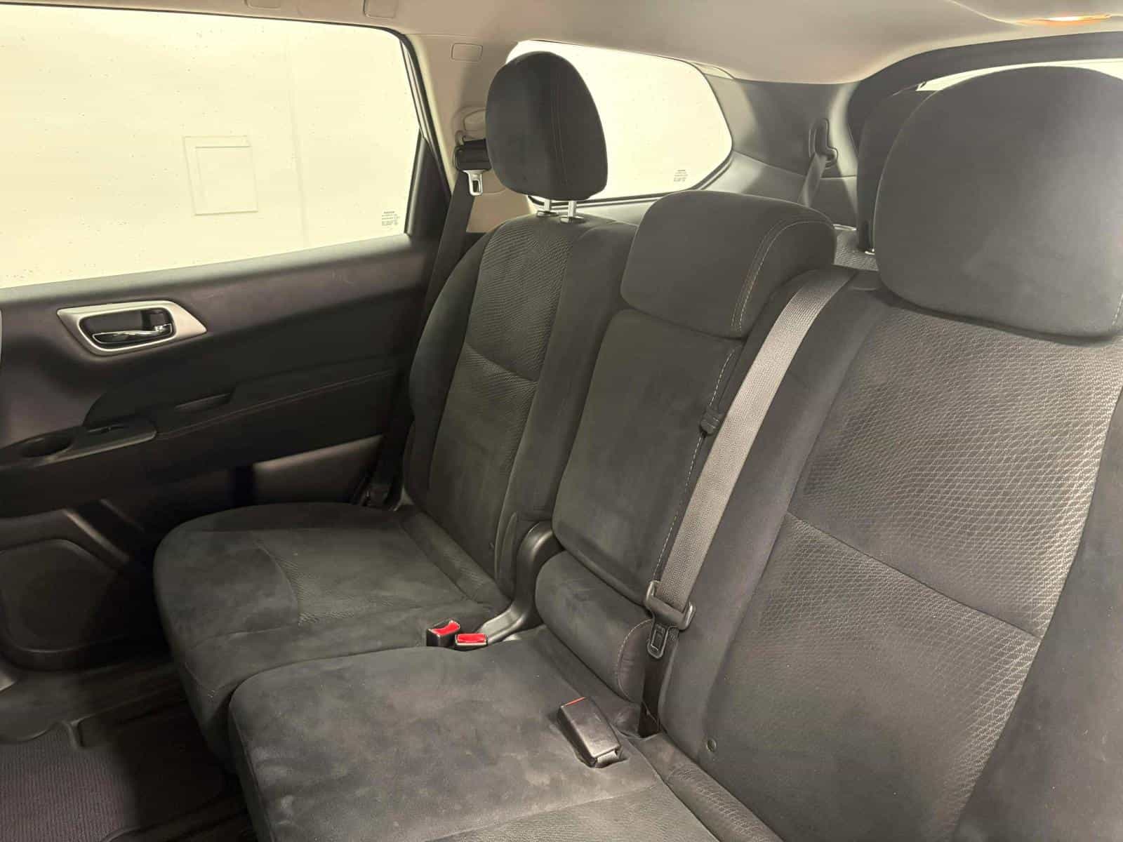 2016 Nissan PATHFINDER S/SV/SL/PLAT SV - Image 9