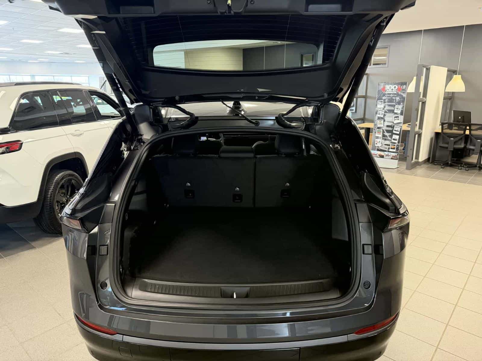 Image 6 Jeep Wagoneer S Code d Ensemble clair 25S Limited 2025