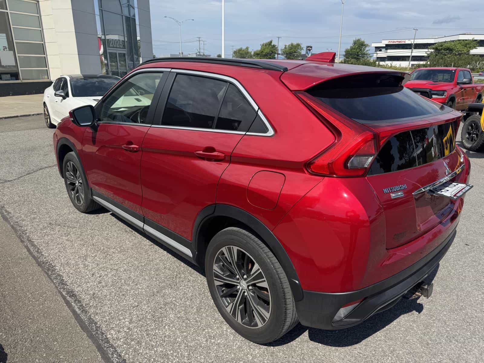 2018 Mitsubishi Eclipse Cross SE - Image 2