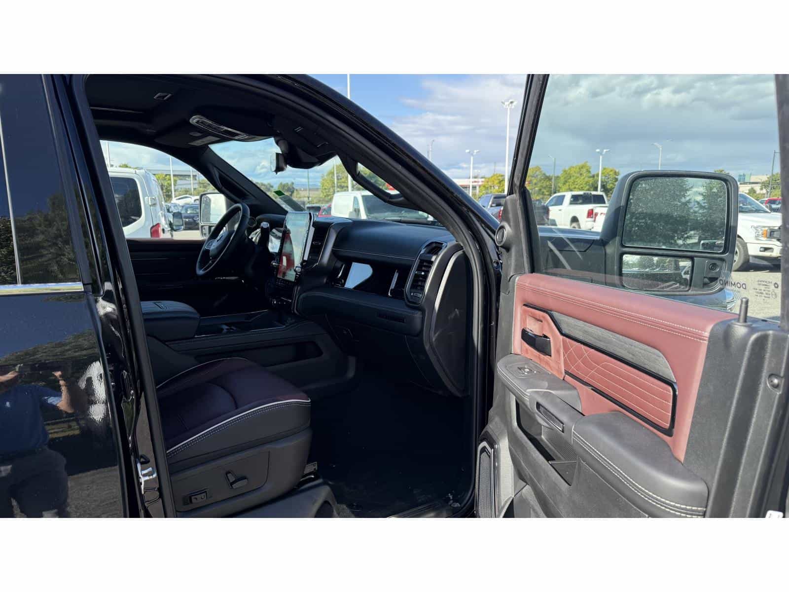 2025 RAM 2500 Limited - Image 5