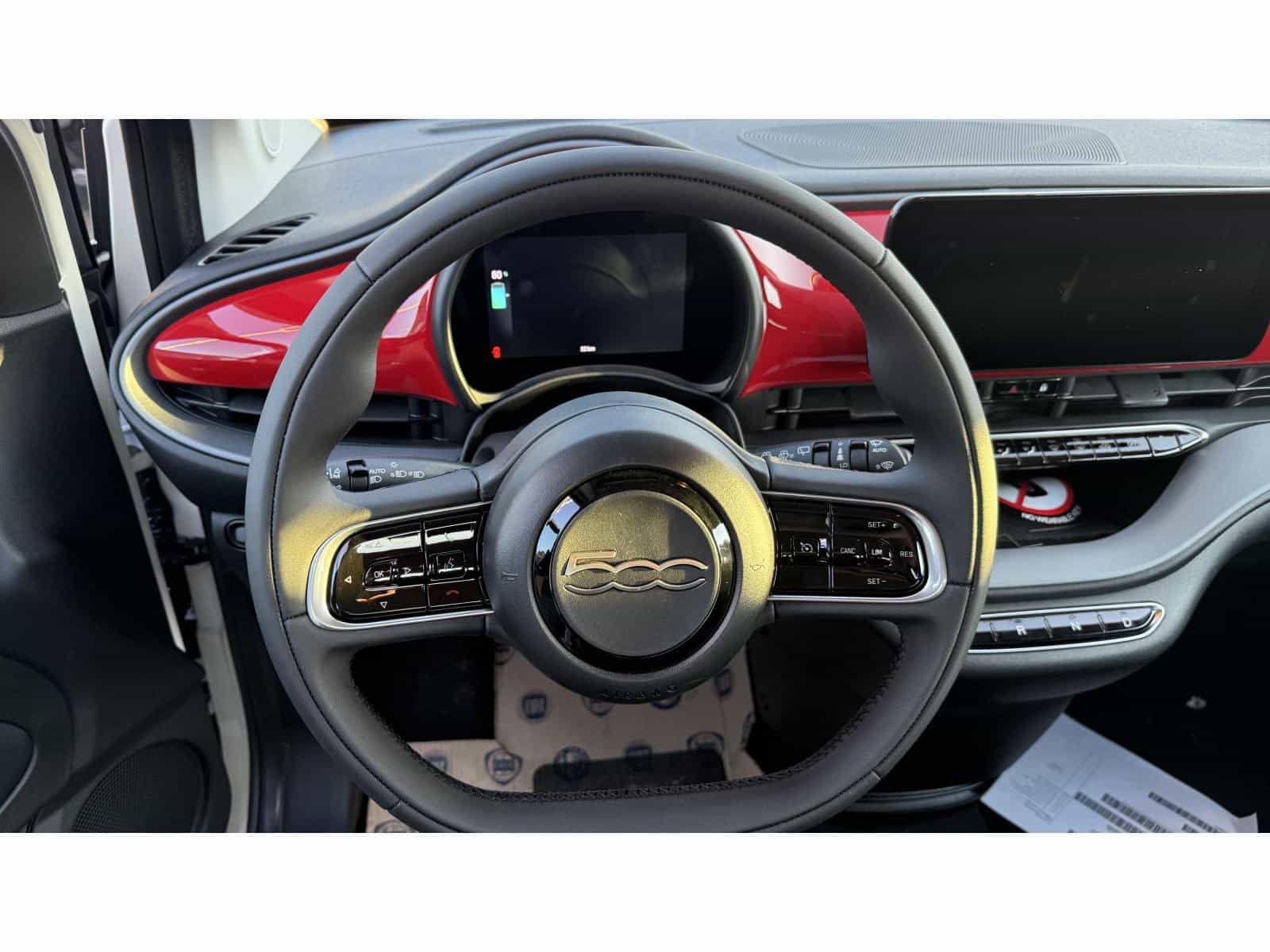 Image 6 Fiat 500E 500e RED 2025