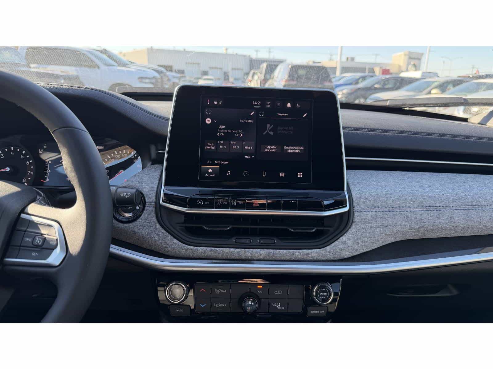 2026 Jeep Compass North - Image 7