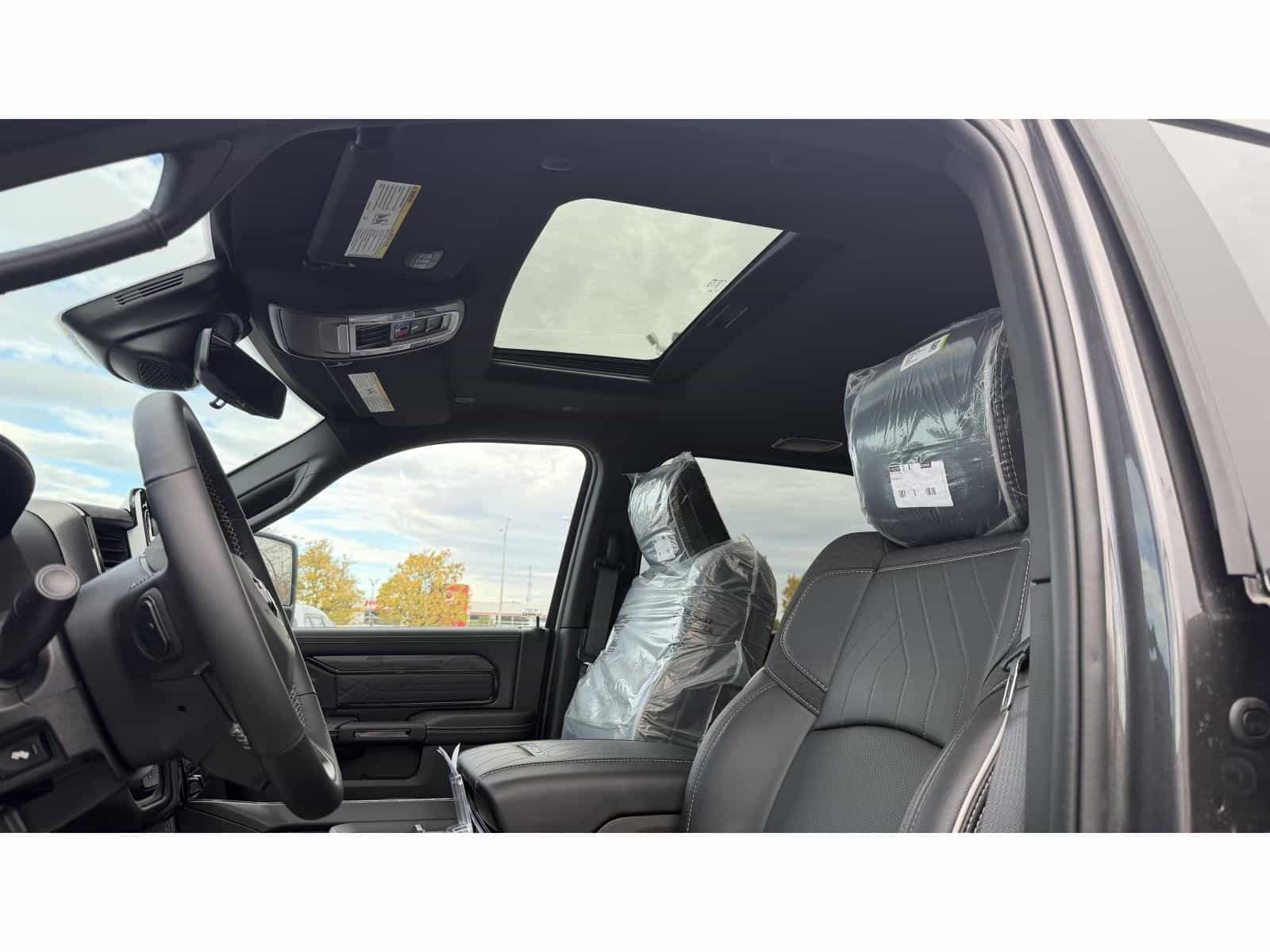 2026 RAM 2500 Limited - Image 8