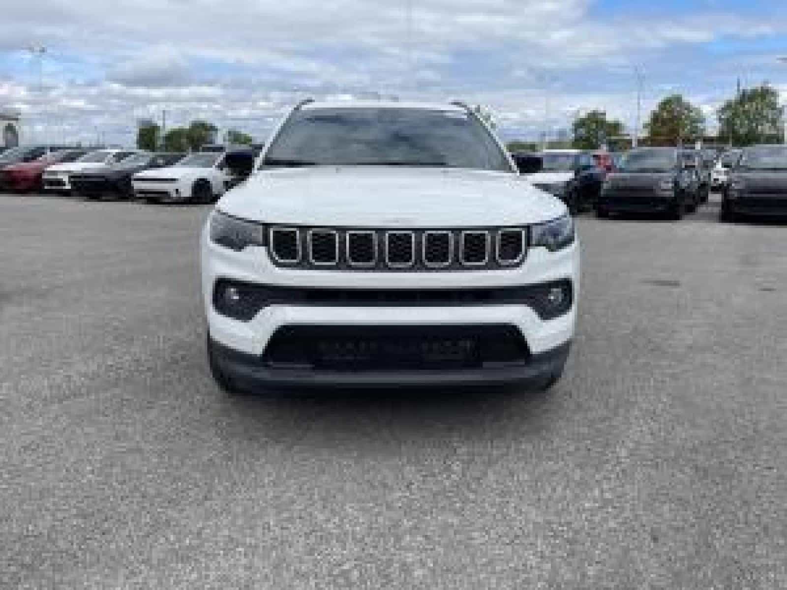 2026 Jeep Compass North - Image 4