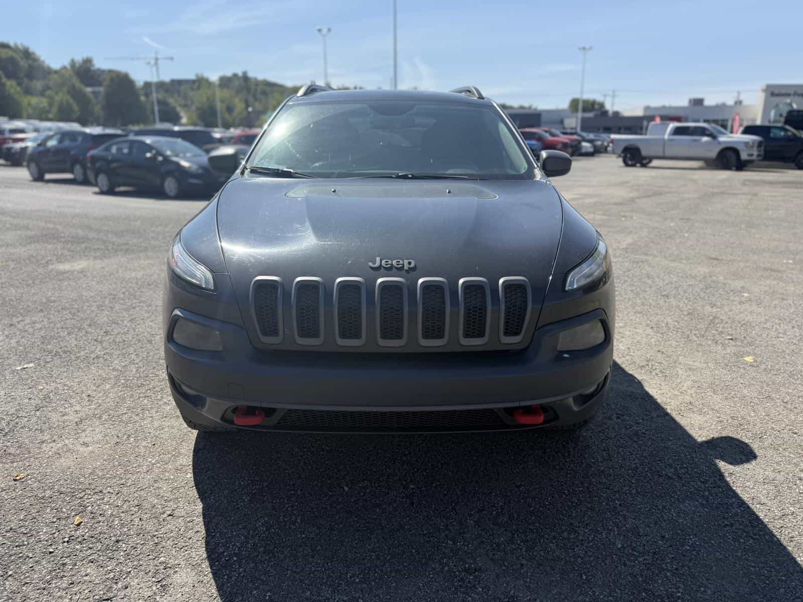 2015 Jeep CHEROKEE TRAILHAWK Trailhawk - Image 2