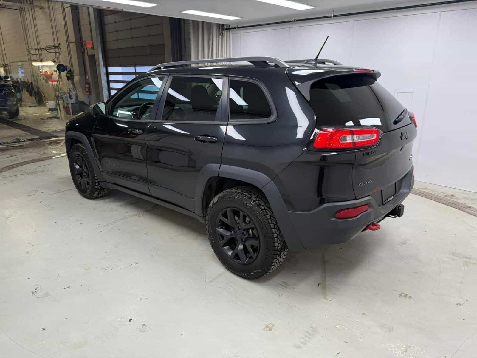 Image 5 Jeep Cherokee Trailhawk 2015