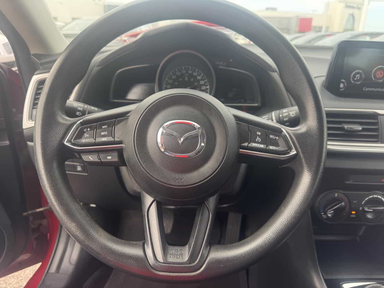 2018 Mazda MAZDA3 SPORT Sport GX - Image 7