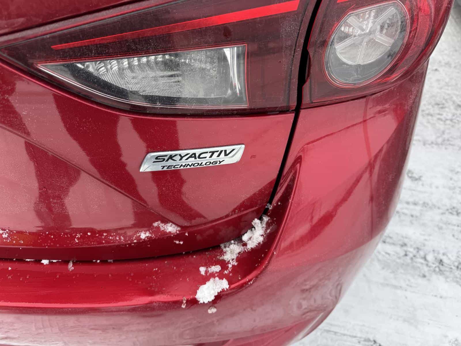 2018 Mazda MAZDA3 SPORT Sport GX - Image 3