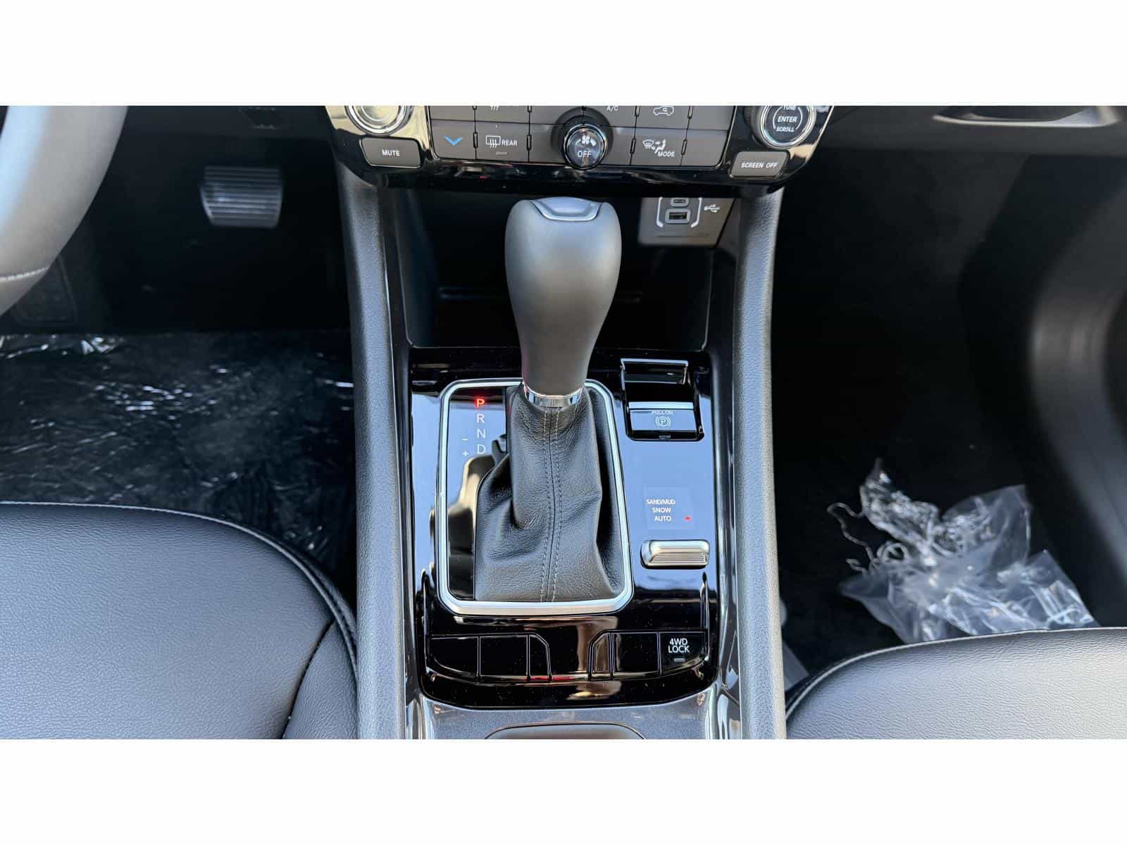 2026 Jeep Compass North - Image 8