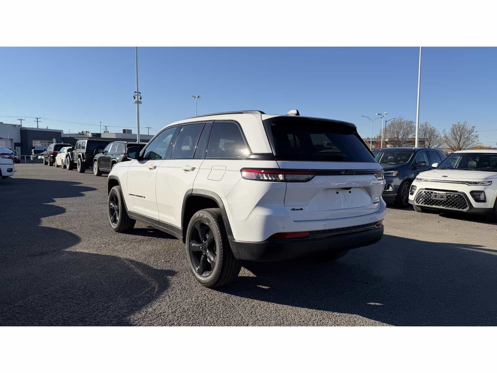 2025 Jeep Grand Cherokee Limited - Image 4