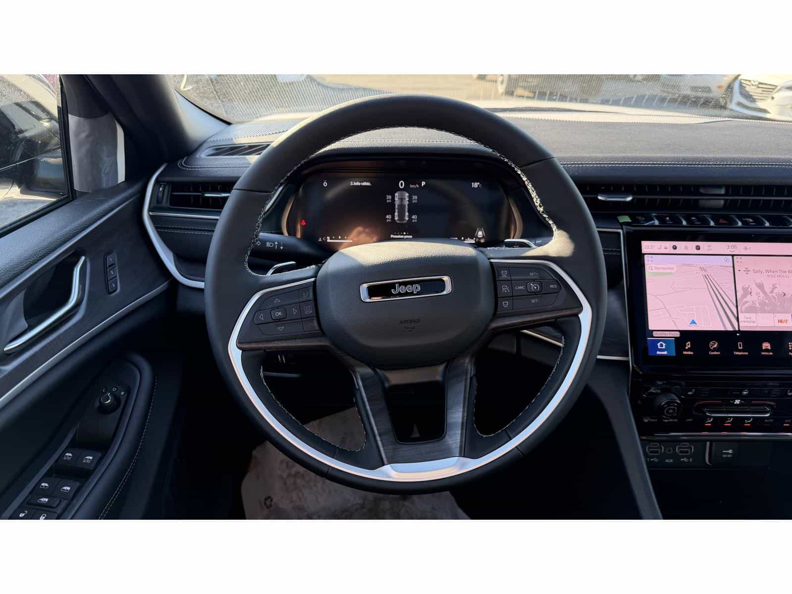 2025 Jeep Grand Cherokee Limited - Image 8