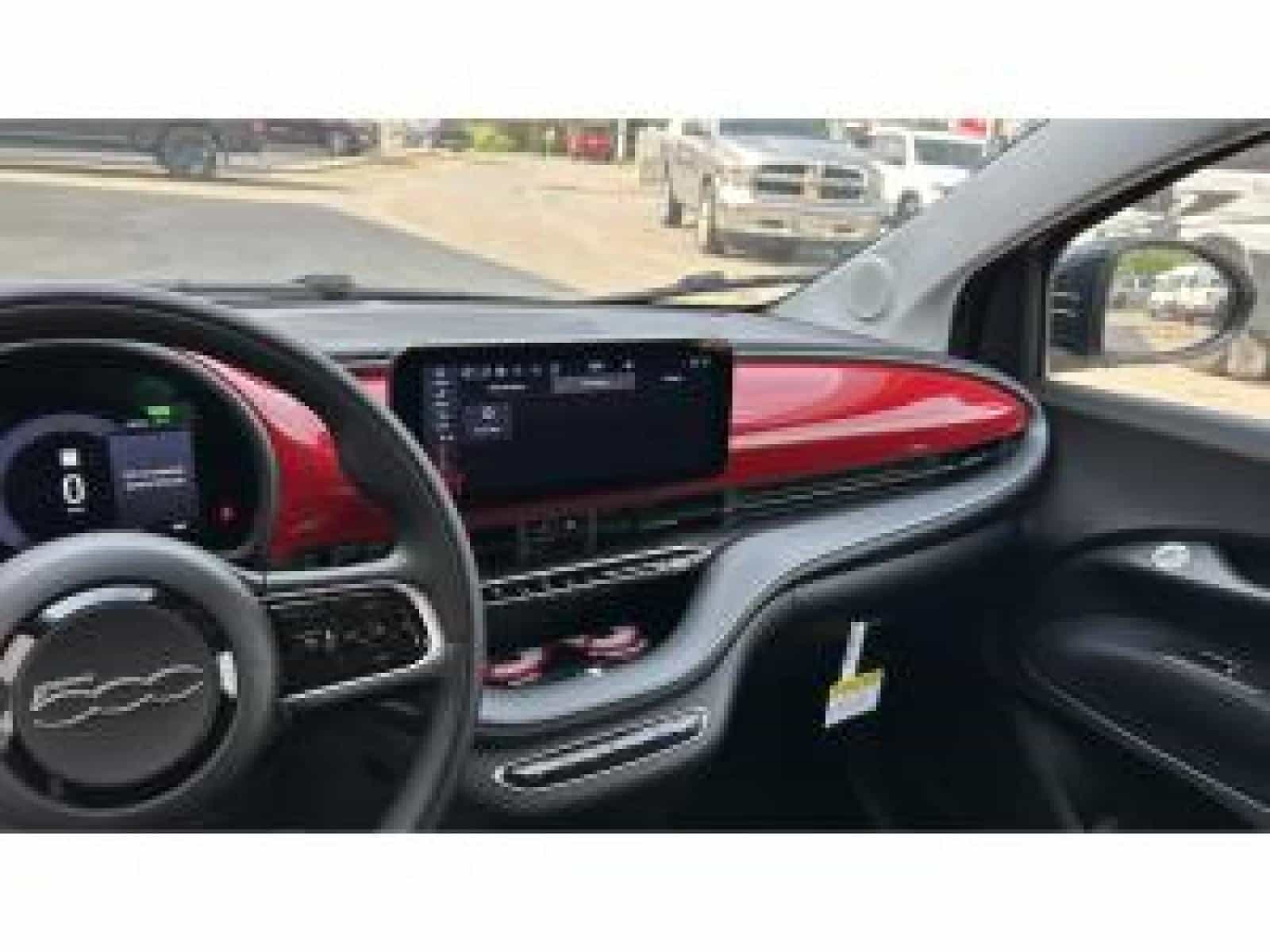 2025 Fiat All-New 500e BEV 500e RED - Image 9