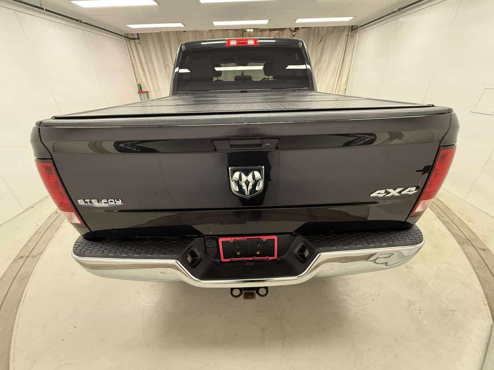 2017 RAM 1500 ST SXT - Image 5