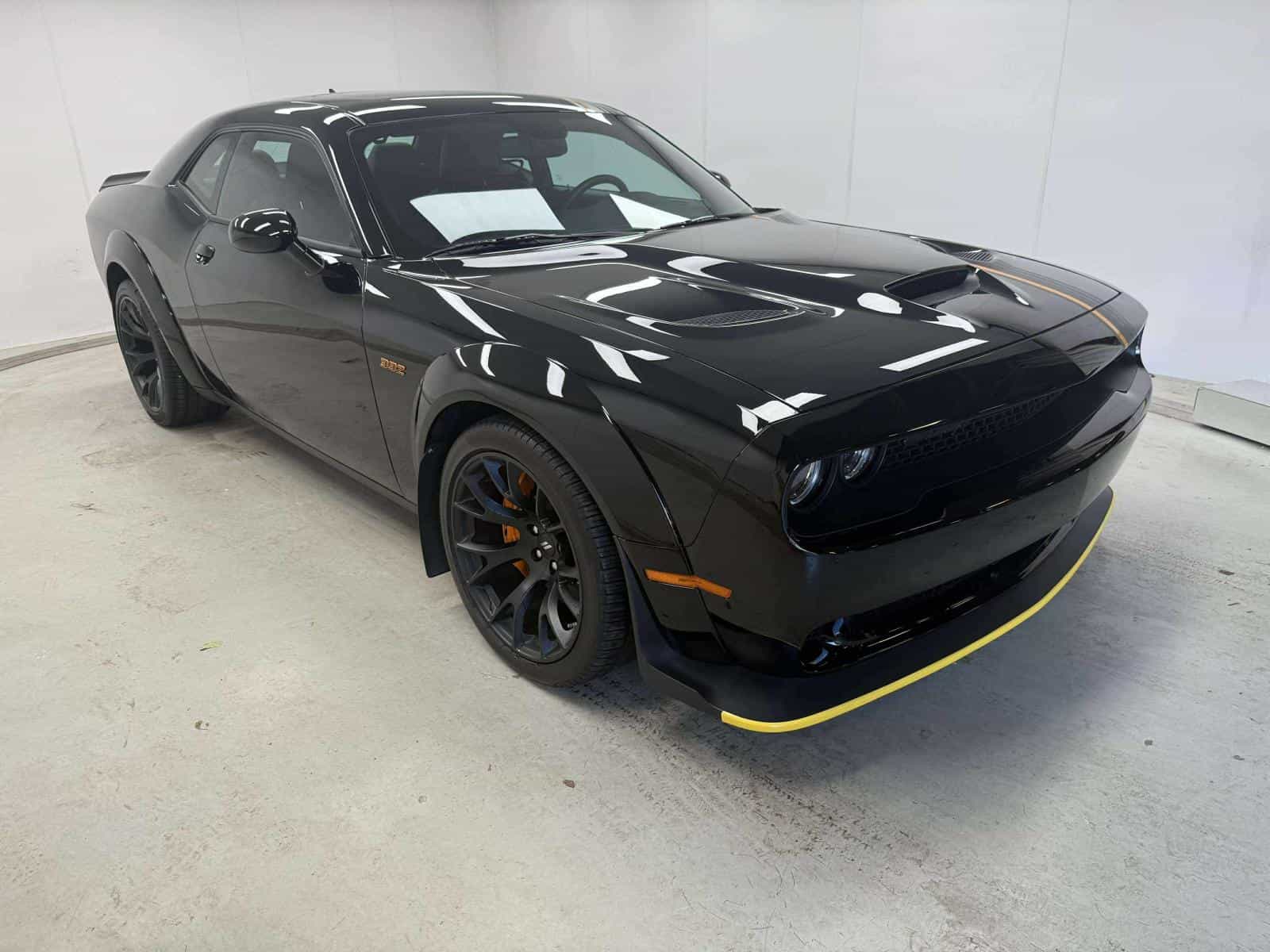 2023 Dodge Challenger Scat Pack 392 - Image 3