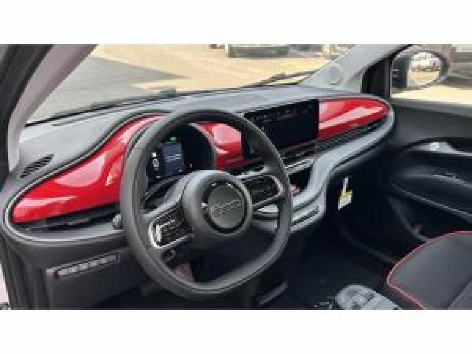 2025 Fiat All-New 500e BEV 500e RED - Image 7