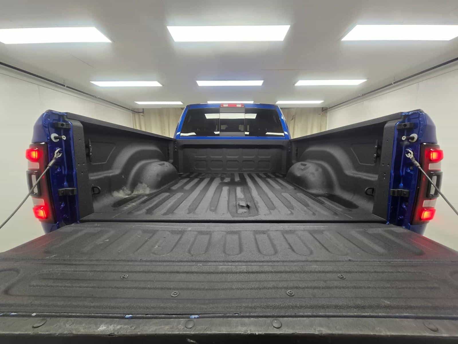 2019 RAM 2500 Powerwagon Power Wagon - Image 11