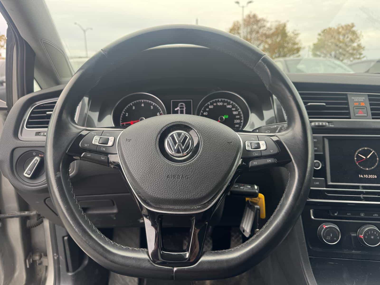 2018 Volkswagen Golf Sportwagen S/4Motion Comfortline - Image 9