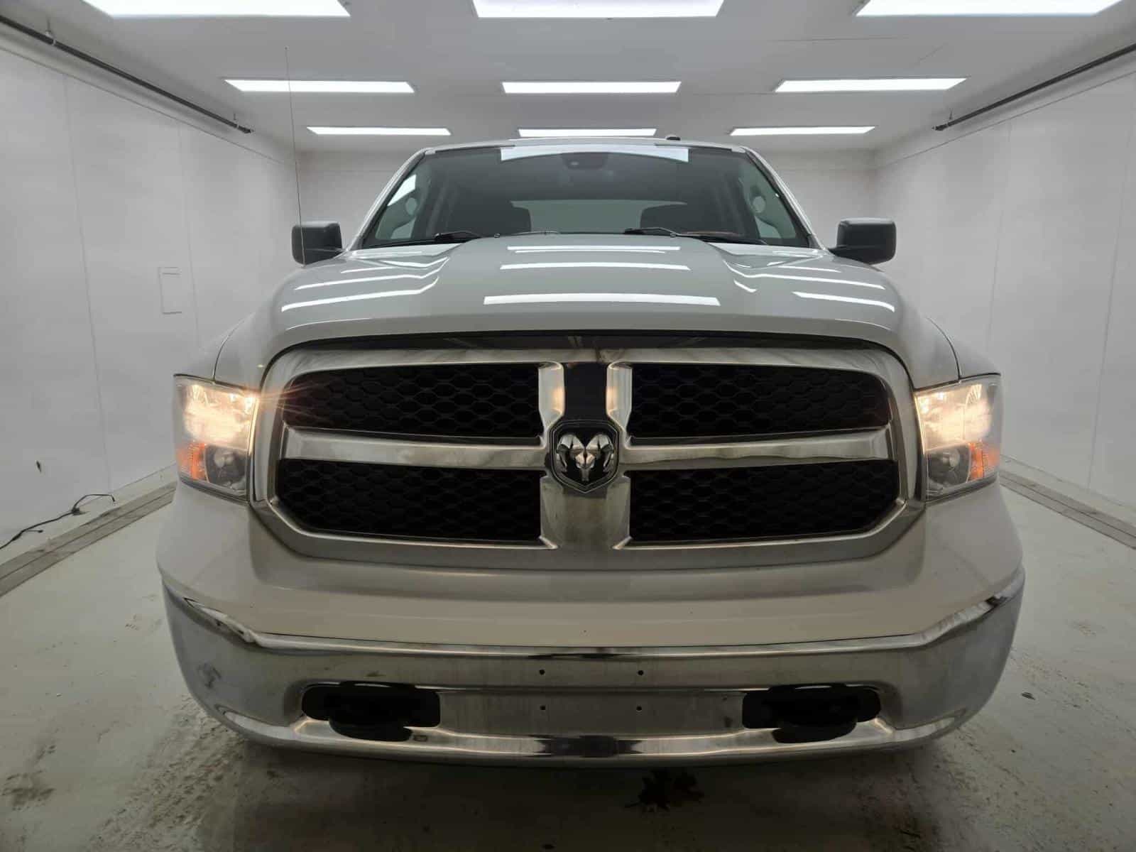 2022 RAM 1500 Classic SLT - Image 2