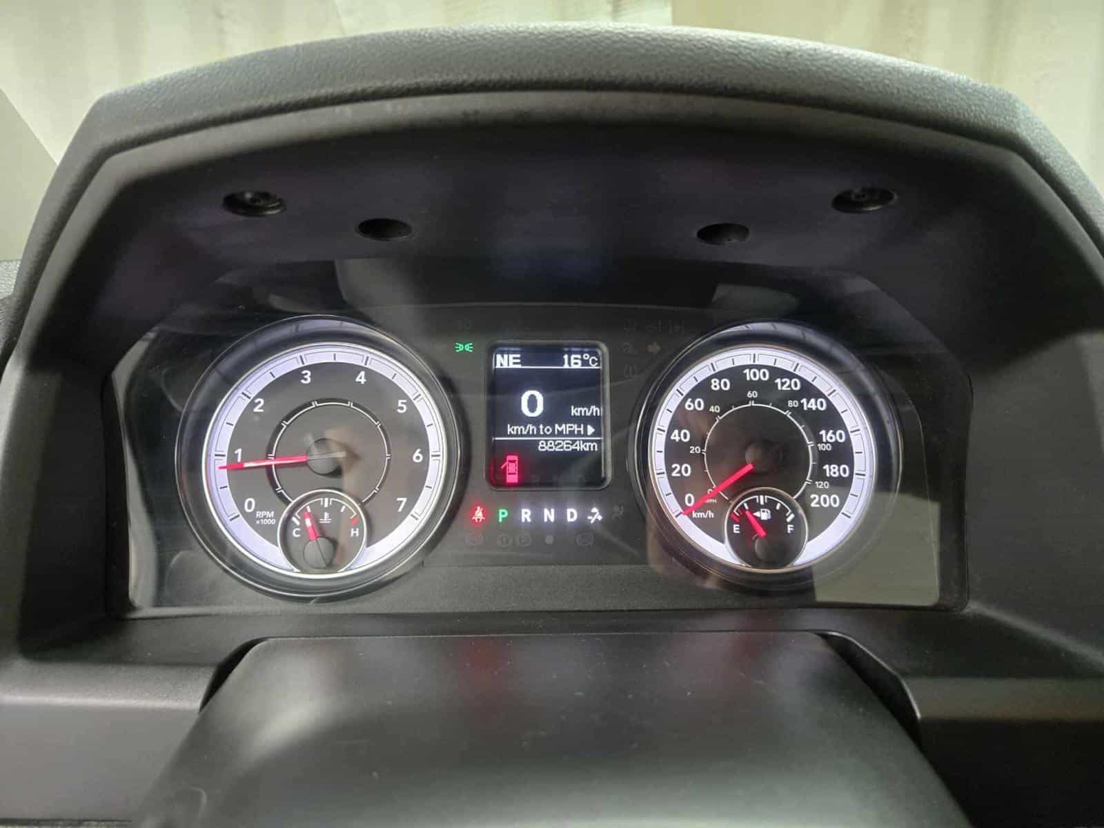2022 RAM 1500 CLASSIC SLT SLT - Image 16