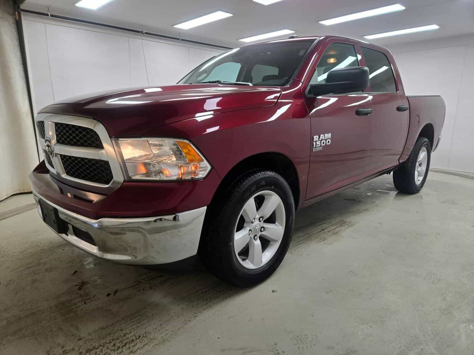 2023 RAM 1500 Classic SLT - Image 1