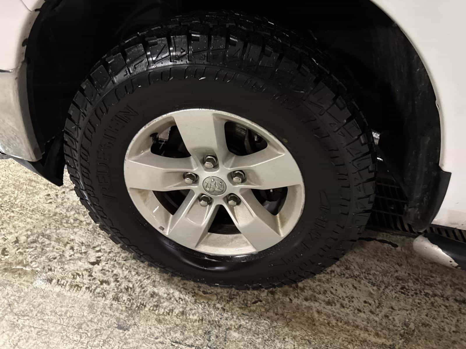 2022 RAM 1500 CLASSIC SLT SLT - Image 8