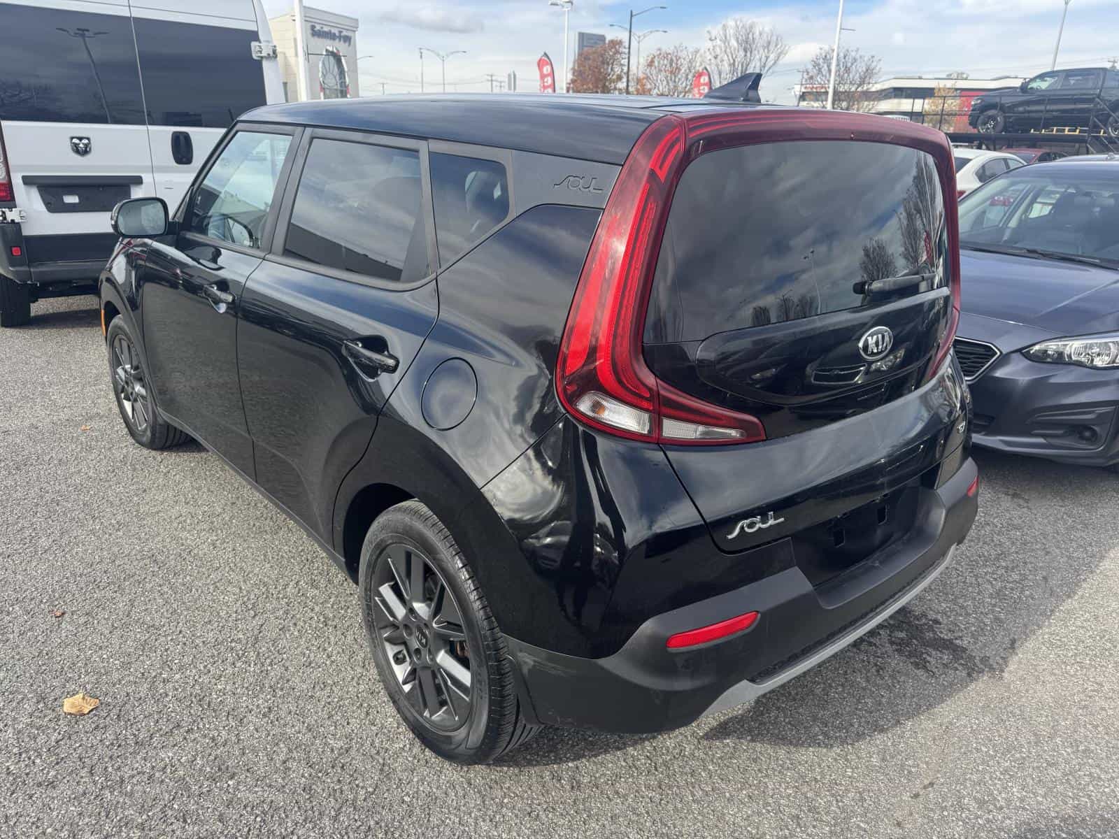 2020 Kia Soul EX - Image 2