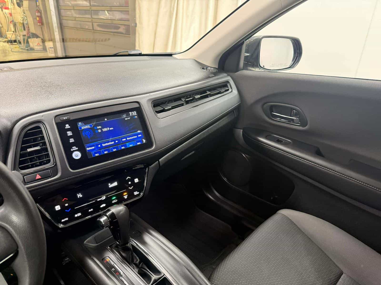 2019 Honda Hr-V Lx LX - Image 12